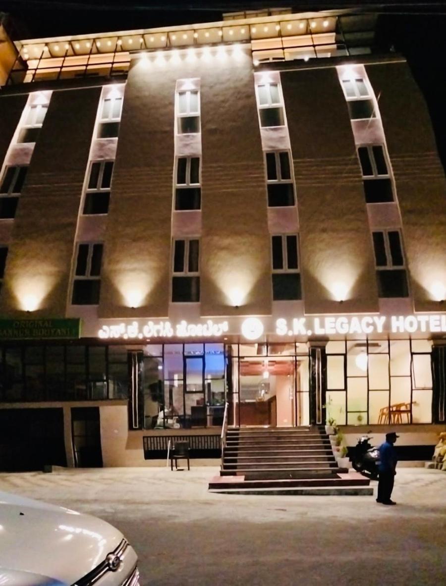 S K Legacy Hotel Майсур Экстерьер фото